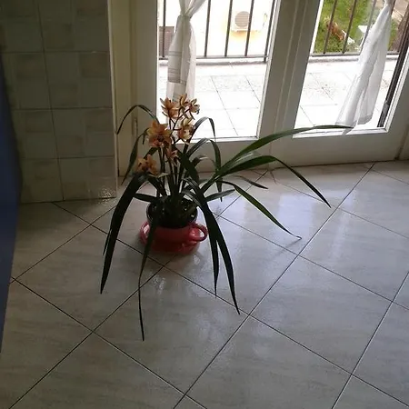 Casa Claudia Apartment *
