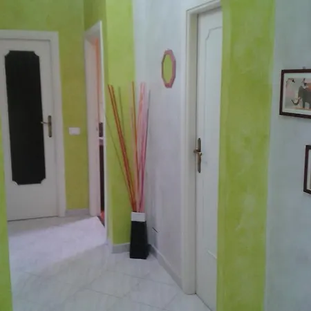 Casa Claudia Apartment *
